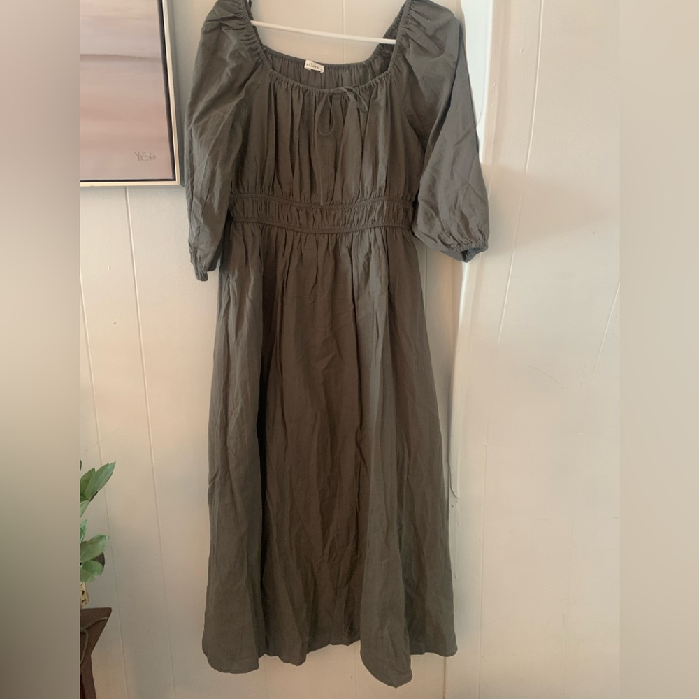 Neuflora Fulton Dress